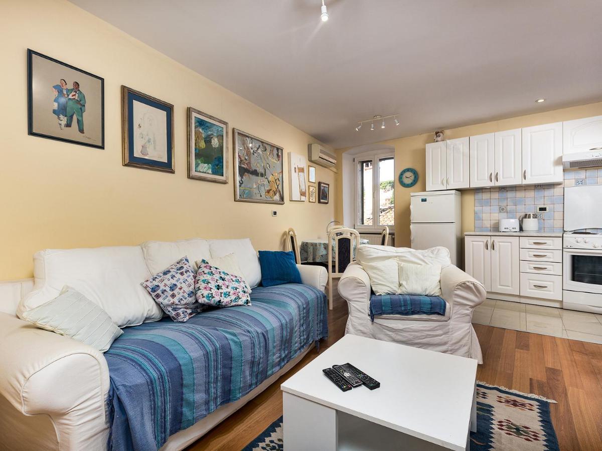 Ferri Fi 2Bdr Apartment By Irundo โรวีน ภายนอก รูปภาพ